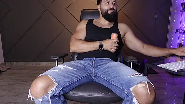 mattmasterss online show from July 2026 08:55:01 PM