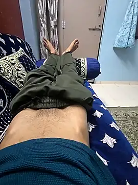 Yours1311 online show from November 2025 01:57:01 PM