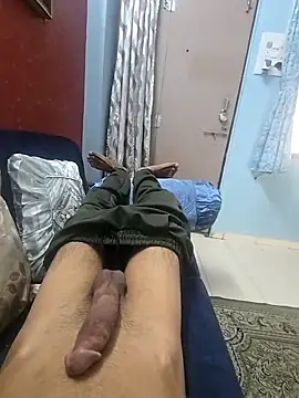 Yours1311 online show from January 2026 10:30:01 AM