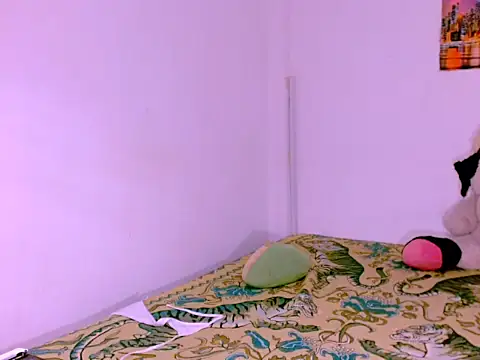 latinhot9631 online show from October 2025 11:25:02 PM