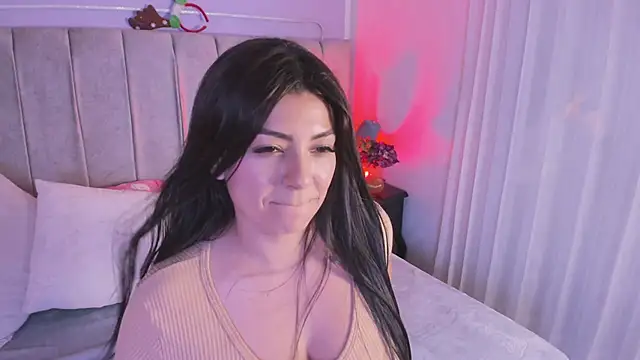 EvaaStevens online show from December 2025 07:52:01 PM