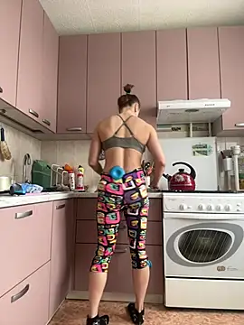 Snapshot of AlisaKissss chatting on February 2025 06:43:02 AM AlisaKissss online show from February 2025 06:43:02 AM