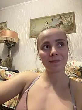 Snapshot of AlisaKissss chatting on February 2025 06:54:02 PM AlisaKissss online show from February 2025 06:54:02 PM