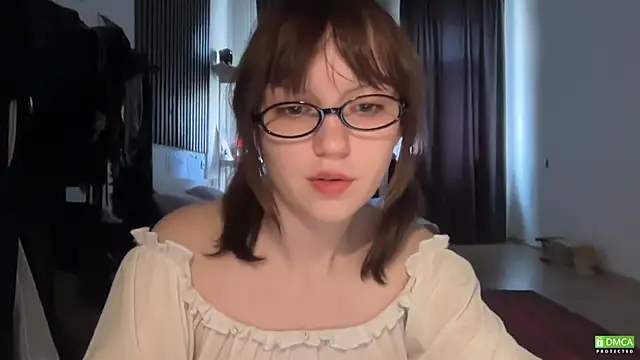 Snapshot of electric_babe chatting on June 2026 01:24:02 PM electric babe online show from June 2026 01:24:02 PM