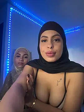 JannaNader12 online show from November 2025 11:37:01 PM