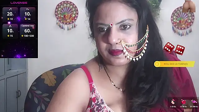 Snapshot of Sexy_komolika chatting on October 2025 03:05:02 PM Sexy komolika online show from October 2025 03:05:02 PM