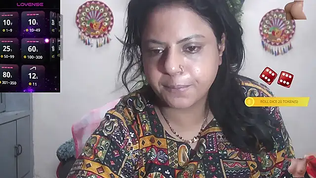 Snapshot of Sexy_komolika chatting on October 2025 11:07:01 PM Sexy komolika online show from October 2025 11:07:01 PM