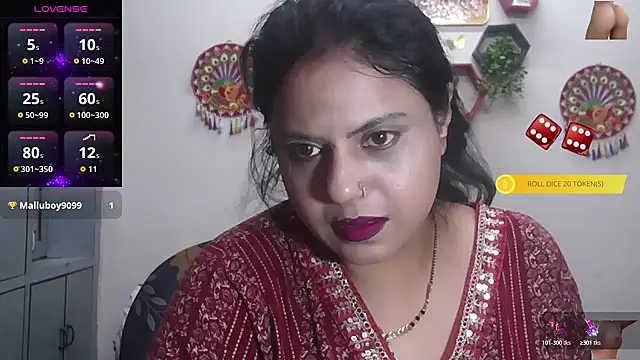 Snapshot of Sexy_komolika chatting on November 2025 01:52:01 AM Sexy komolika online show from November 2025 01:52:01 AM