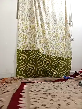 Snapshot of littlequeen77 chatting on January 2025 02:58:01 PM littlequeen77 online show from January 2025 02:58:01 PM