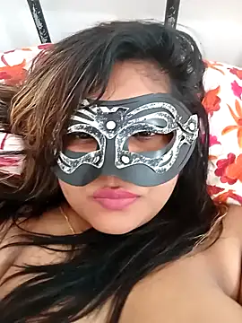 Snapshot of littlequeen77 chatting on March 2025 05:58:02 PM littlequeen77 online show from March 2025 05:58:02 PM