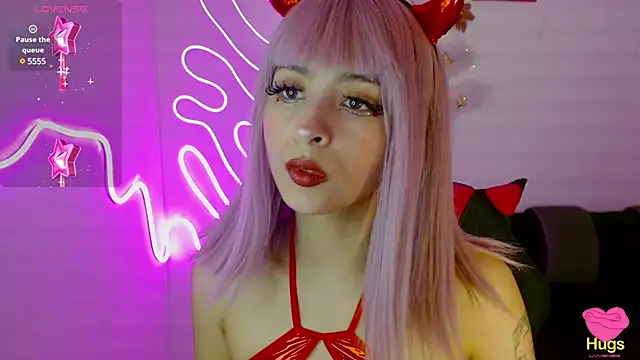 Snapshot of Kind_Scarlett chatting on December 2024 02:09:01 AM Kind Scarlett online show from December 2024 02:09:01 AM