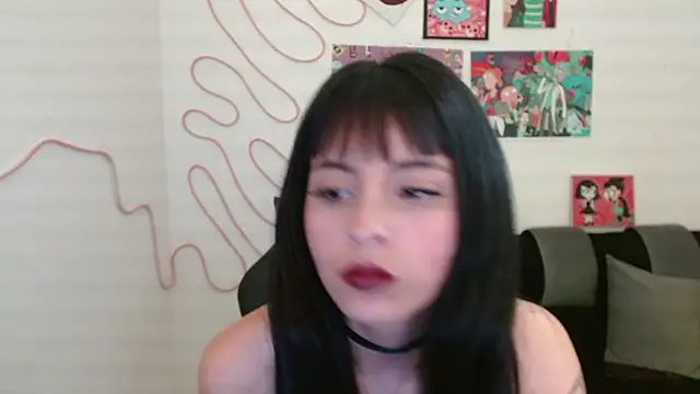 Snapshot of Kind_Scarlett chatting on March 2025 07:05:02 PM Kind Scarlett online show from March 2025 07:05:02 PM