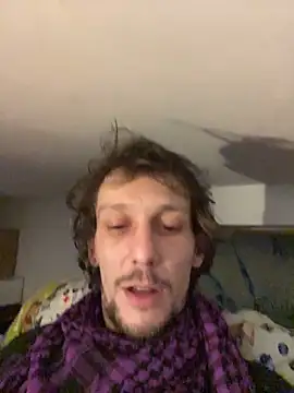 Flouflolutin online show from November 2025 01:16:01 AM