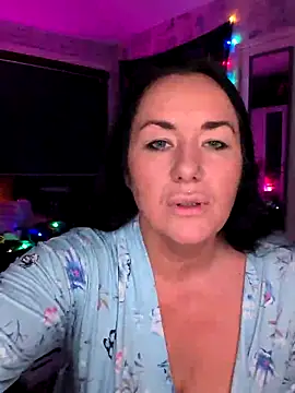 Snapshot of KinkyLittleWitch chatting on May 2026 10:36:01 PM KinkyLittleWitch online show from May 2026 10:36:01 PM
