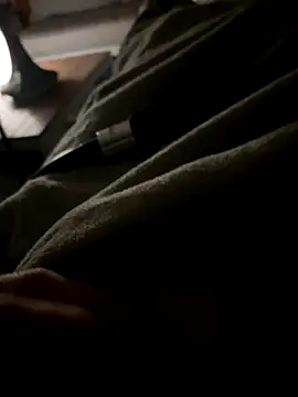 Snapshot of fuckitzer chatting on November 2025 09:36:01 PM fuckitzer online show from November 2025 09:36:01 PM