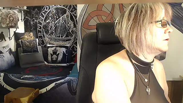 Snapshot of TittenMichelle chatting on July 2026 03:52:01 AM TittenMichelle online show from July 2026 03:52:01 AM