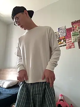 Snapshot of Eric246 chatting on February 2026 05:55:02 AM Eric246 online show from February 2026 05:55:02 AM