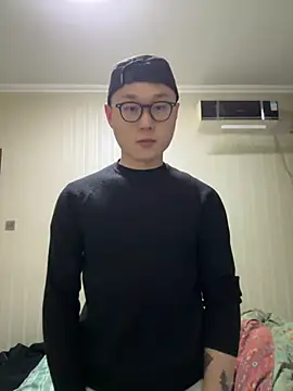 Snapshot of Eric246 chatting on February 2026 03:53:01 PM Eric246 online show from February 2026 03:53:01 PM