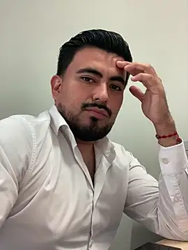 Snapshot of Rubens8866 chatting on March 2025 11:23:02 PM Rubens8866 online show from March 2025 11:23:02 PM