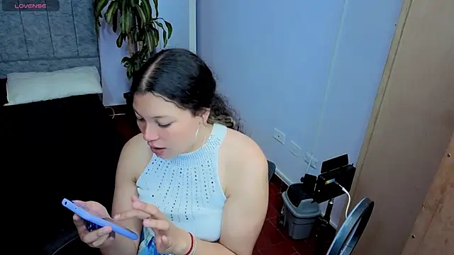 Lana stone  online show from March 2026 03:23:01 AM