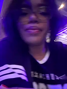   Soymaria online show from October 2025 06:45:01 AM