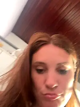 Snapshot of antojazminn chatting on December 2025 06:23:01 PM antojazminn online show from December 2025 06:23:01 PM