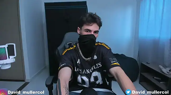 Snapshot of David_Brown18 chatting on December 2024 09:13:01 PM David Brown18 online show from December 2024 09:13:01 PM