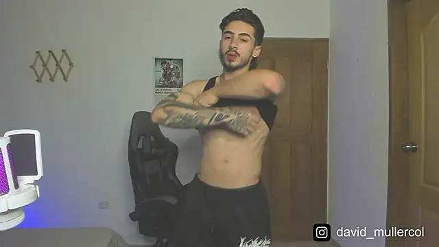 Snapshot of David_Brown18 chatting on January 2025 11:23:01 PM David Brown18 online show from January 2025 11:23:01 PM