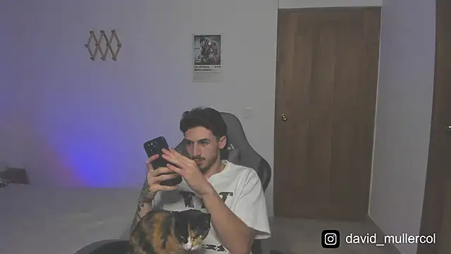 Snapshot of David_Brown18 chatting on January 2025 03:15:02 AM David Brown18 online show from January 2025 03:15:02 AM