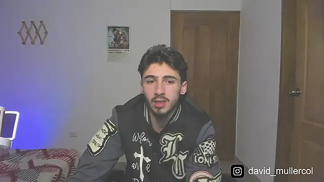 Snapshot of David_Brown18 chatting on January 2025 01:33:01 AM David Brown18 online show from January 2025 01:33:01 AM