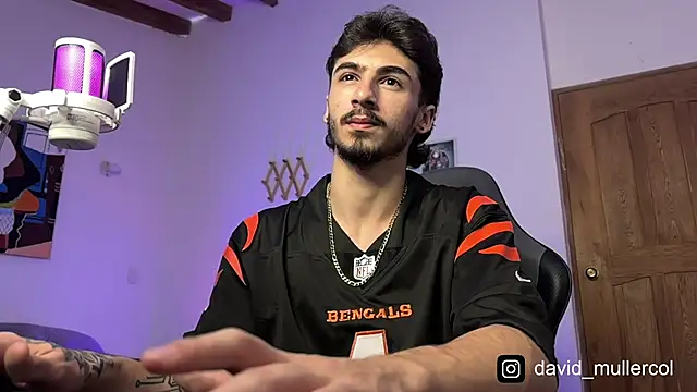 Snapshot of David_Brown18 chatting on February 2025 05:09:01 PM David Brown18 online show from February 2025 05:09:01 PM