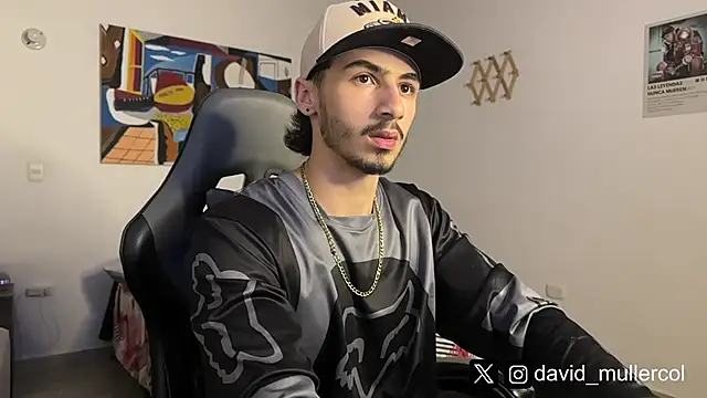 Snapshot of David_Brown18 chatting on March 2025 01:12:01 AM David Brown18 online show from March 2025 01:12:01 AM