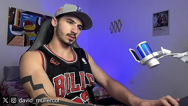 Snapshot of David_Brown18 chatting on March 2025 02:16:01 AM David Brown18 online show from March 2025 02:16:01 AM