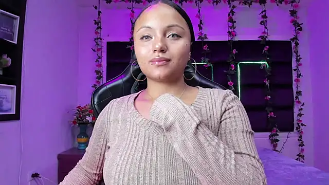 sweelanna   online show from November 2025 02:00:01 AM