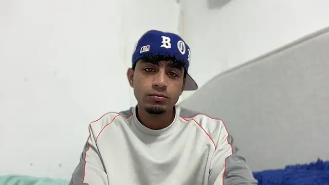 dominic brandd23 online show from September 2025 10:21:02 PM