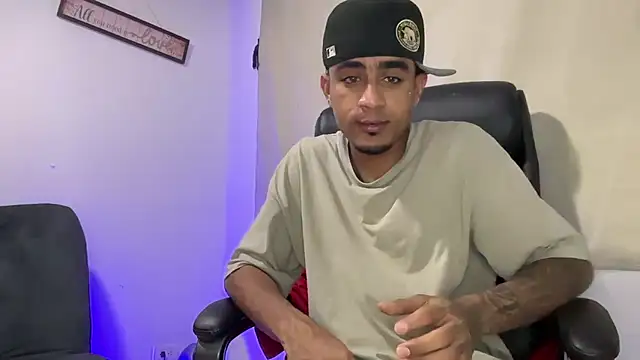 dominic brandd23 online show from January 2026 07:28:02 PM