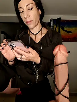 freyamoret online show from October 2025 01:39:01 AM