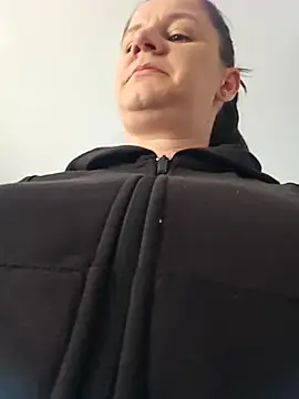 Snapshot of KristenVega chatting on March 2025 03:24:02 PM KristenVega online show from March 2025 03:24:02 PM