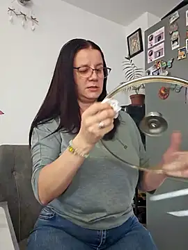 Snapshot of KristenVega chatting on October 2025 01:04:02 PM KristenVega online show from October 2025 01:04:02 PM