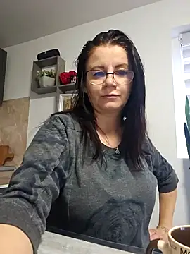 Snapshot of KristenVega chatting on November 2025 08:57:02 AM KristenVega online show from November 2025 08:57:02 AM