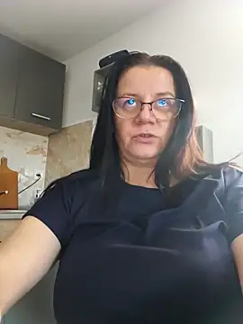 Snapshot of KristenVega chatting on November 2025 10:58:01 AM KristenVega online show from November 2025 10:58:01 AM