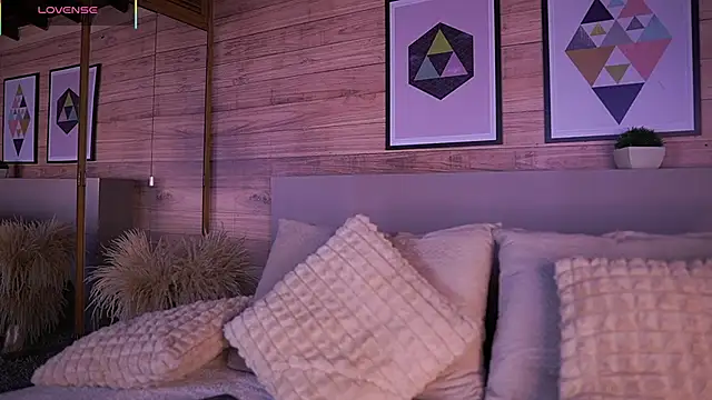 AmmyScott online show from November 2025 07:27:01 PM