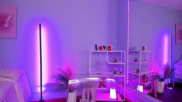 Snapshot of MaveParks_ chatting on October 2025 11:32:02 AM MaveParks online show from October 2025 11:32:02 AM