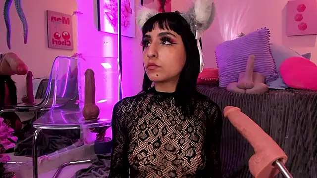 Snapshot of MaveParks_ chatting on February 2026 11:58:02 AM MaveParks online show from February 2026 11:58:02 AM