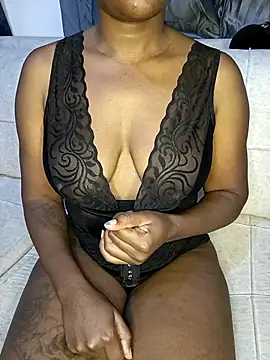 Mayah19 online show from September 2025 02:44:02 PM