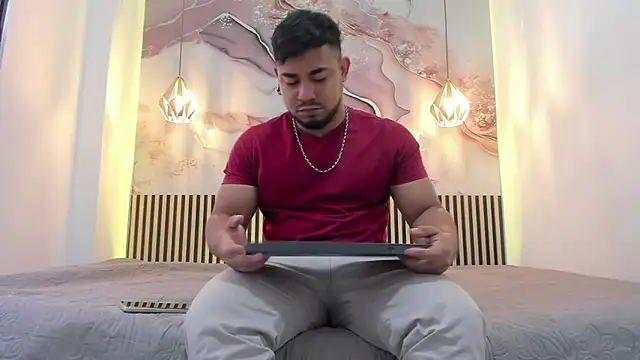 Snapshot of BrianMalonee chatting on November 2025 11:53:01 AM BrianMalonee online show from November 2025 11:53:01 AM