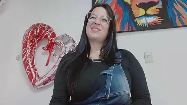 Snapshot of _diana_cute chatting on October 2025 03:46:02 AM diana cute online show from October 2025 03:46:02 AM