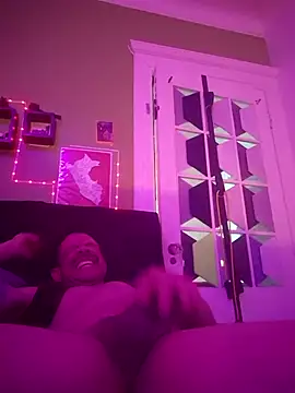 Snapshot of Tony_Torrente chatting on February 2026 08:59:01 PM Tony Torrente online show from February 2026 08:59:01 PM