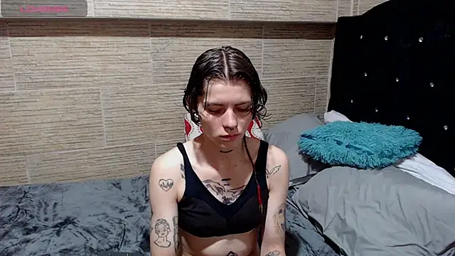 pretty cristal69 online show from February 2025 11:55:01 AM