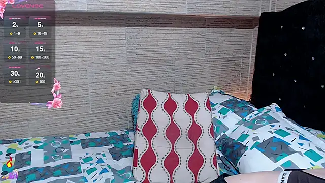 pretty cristal69 online show from October 2025 12:28:02 AM